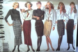 6102 NEW LOOK  6 STRAIGHT SKIRTS LENGTHS, BUTTON/ ZIP PATTERN 8-18 UNCUT